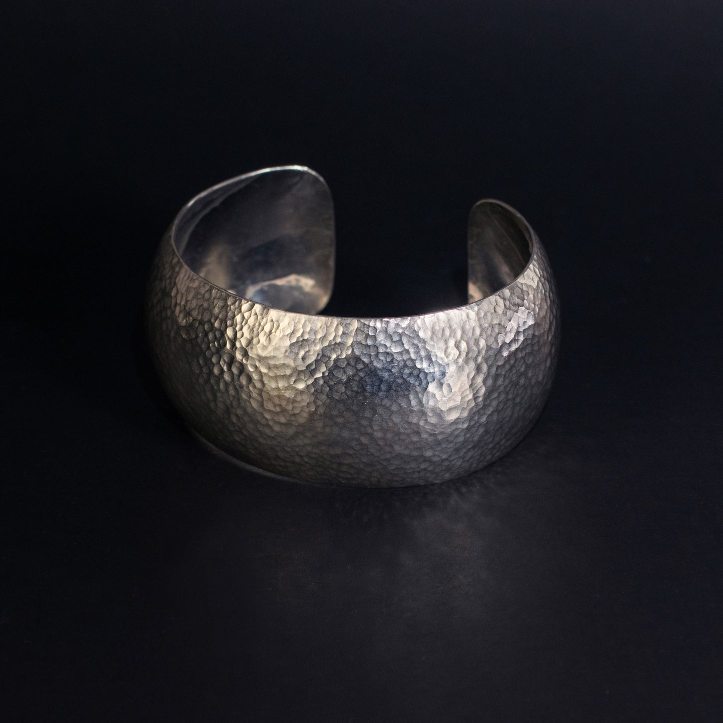 1.5" Hammered Cuff - Matte Pure Silver