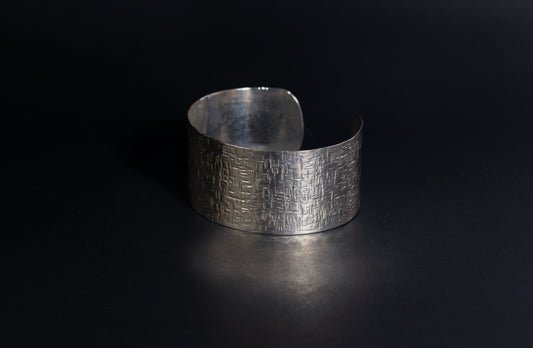 1.5" Pure Silver Arm Band - Cross stitch